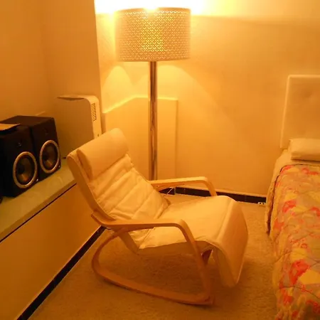 Elegant Private Basement In The 招待所 *