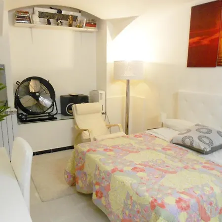 招待所 Elegant Private Basement In The