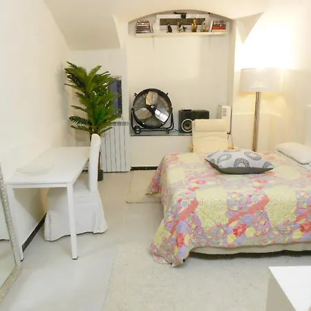 招待所 Elegant Private Basement In The