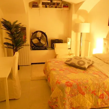 招待所 Elegant Private Basement In The
