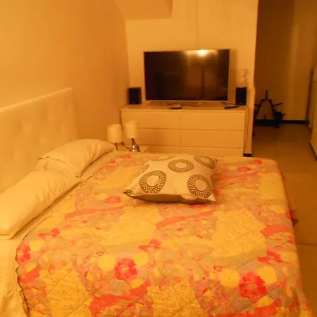招待所 Elegant Private Basement In The